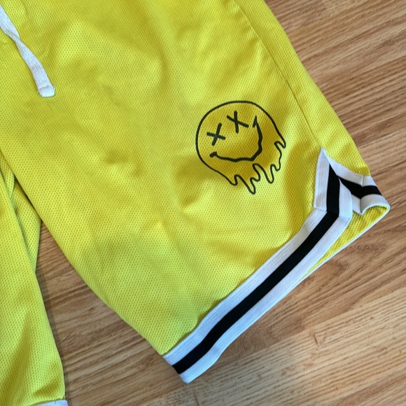 Boohoo Man Basketball Shorts - Size L - Picture 4 of 8